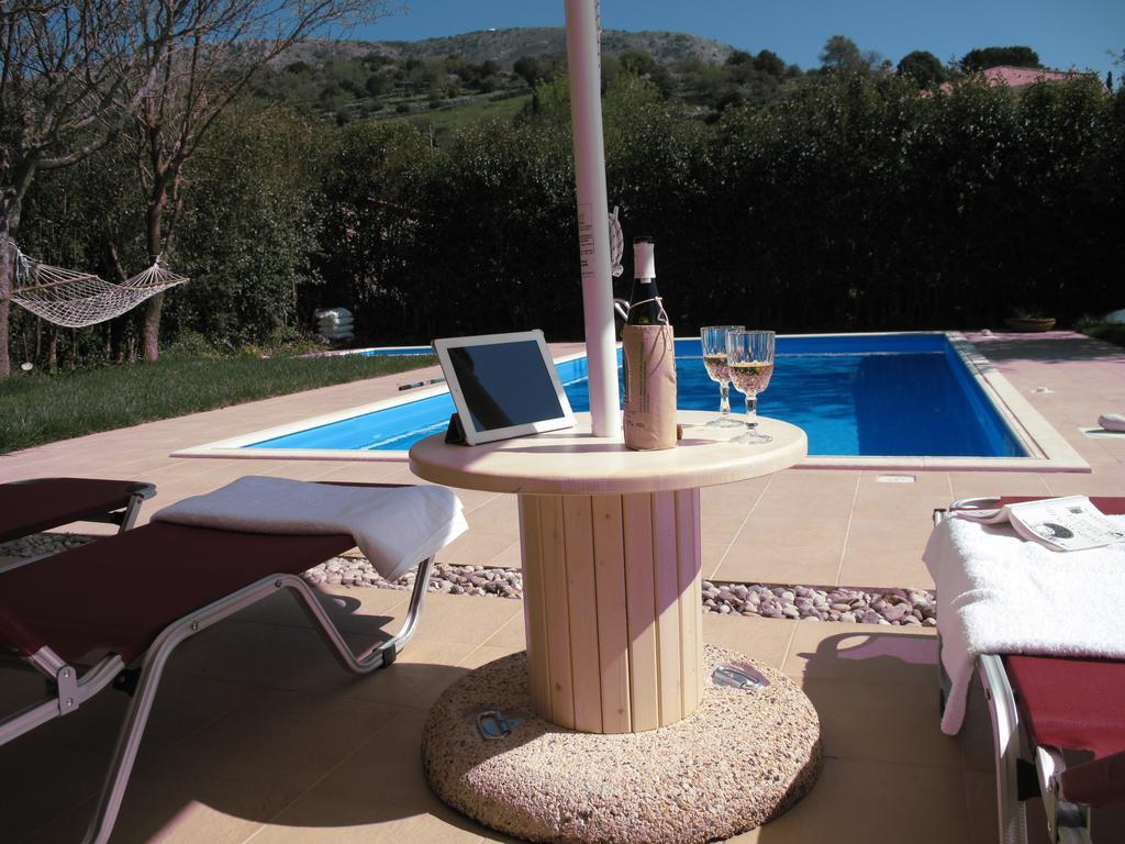 Exanthia Villas Esterno foto